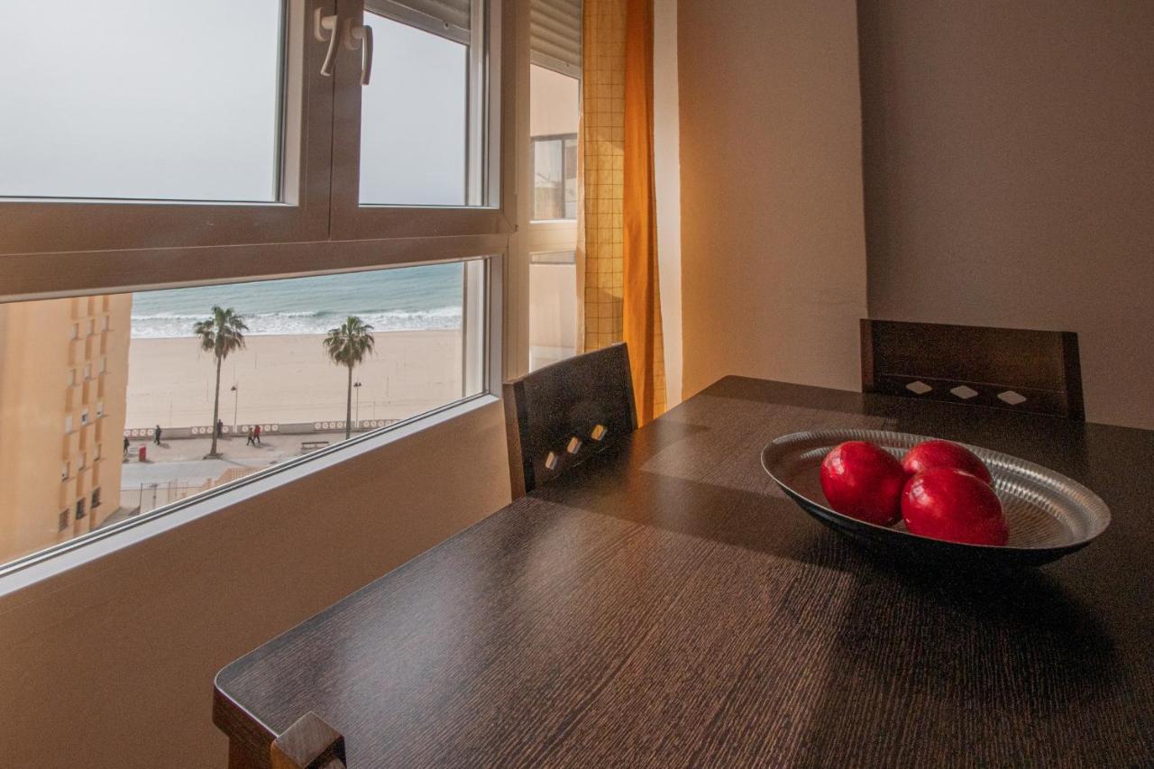 Apartamento Malibu Cadiz Playa エクステリア 写真